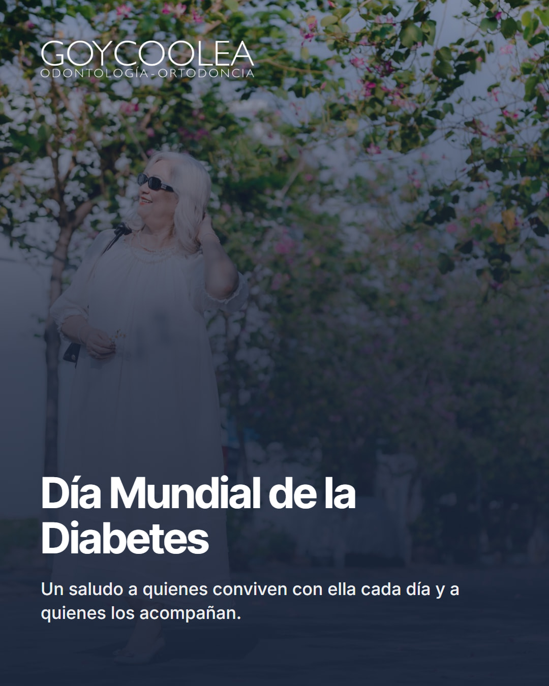 Saludo por el Día Mundial de la Diabetes con una mujer mayor paseando serena al aire libre